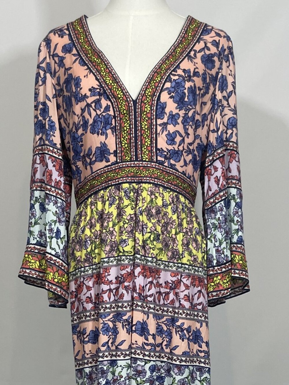 NWT Alice + Olivia Lena Floral Maxi Dress Size 10 - Picture 2 of 6